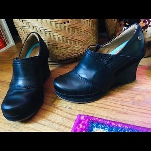 Mozo Leather Non-Slip Comfort Work Wedges